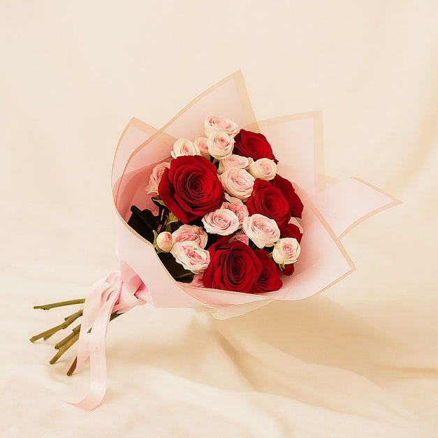Love Bond | Red n Pink Roses Bouquet