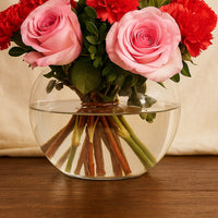 وعاء ورود الحب البديع