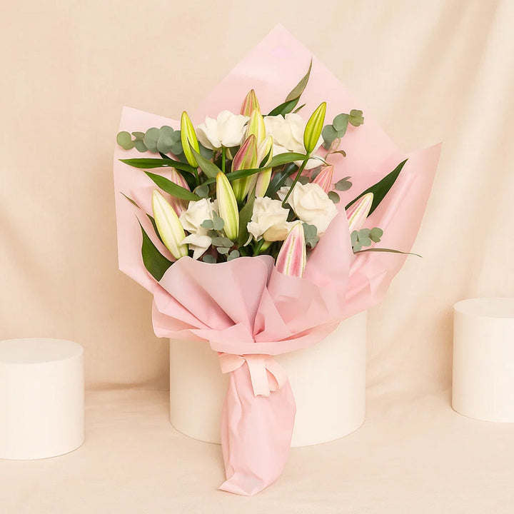 Mixed Roses & Lilies Hand Bouquet for Her