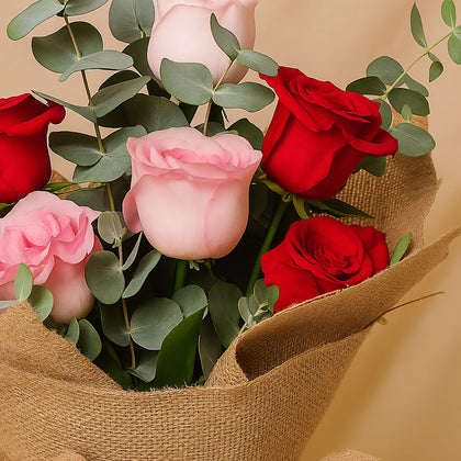 بوكيه ورد احمر ووردي - غلاف جوت طبيعي