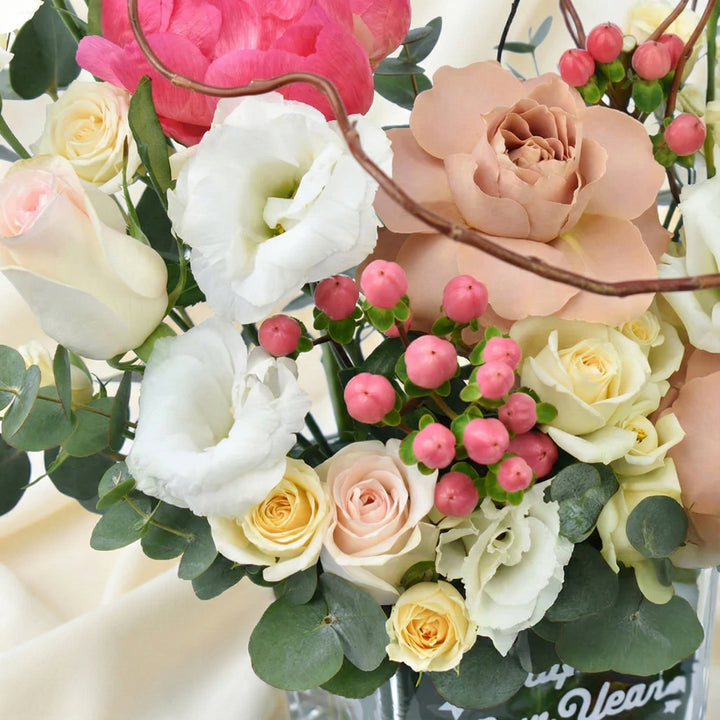 New Year Wishes Flower Vase