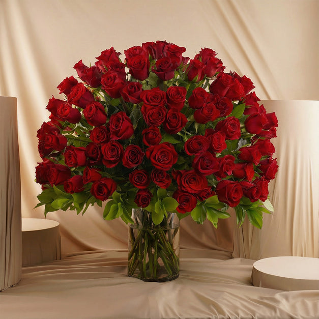 100 Roses Amazing Glass Vase