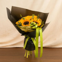 Charm of Sunshine Small Bouquet