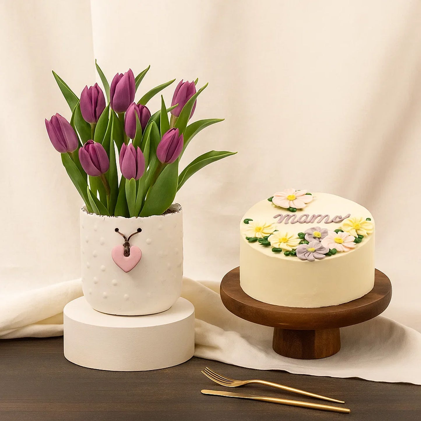 مزهرية توليب أرجواني بديع