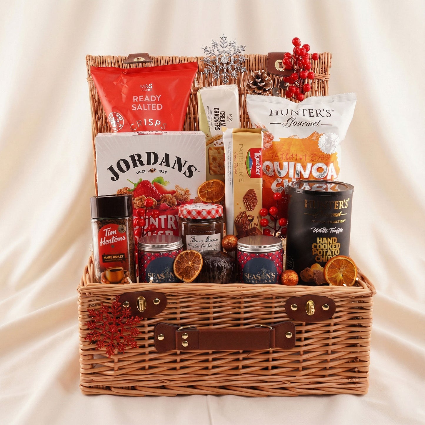 سلة هدايا بريميوم موسم الفرح