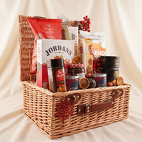 سلة هدايا بريميوم موسم الفرح