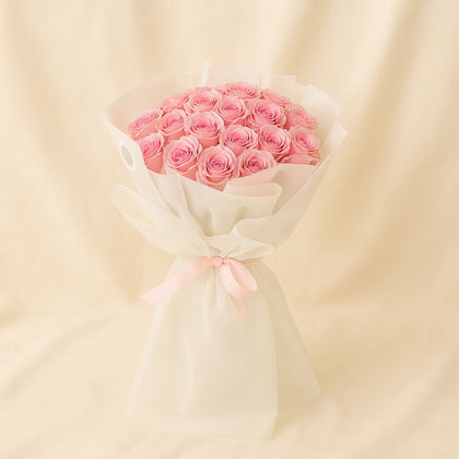 Isabella’s Charm Pink Roses Bouquet