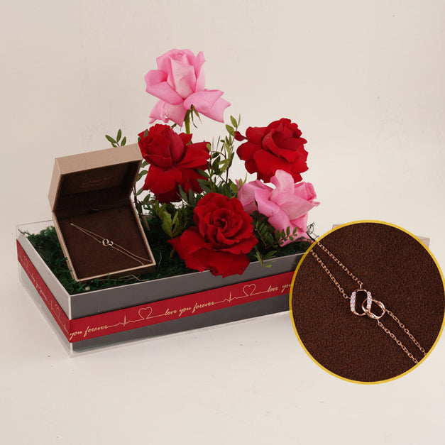 KOOHEJI Gold & Diamond Bracelet with Valentine Roses