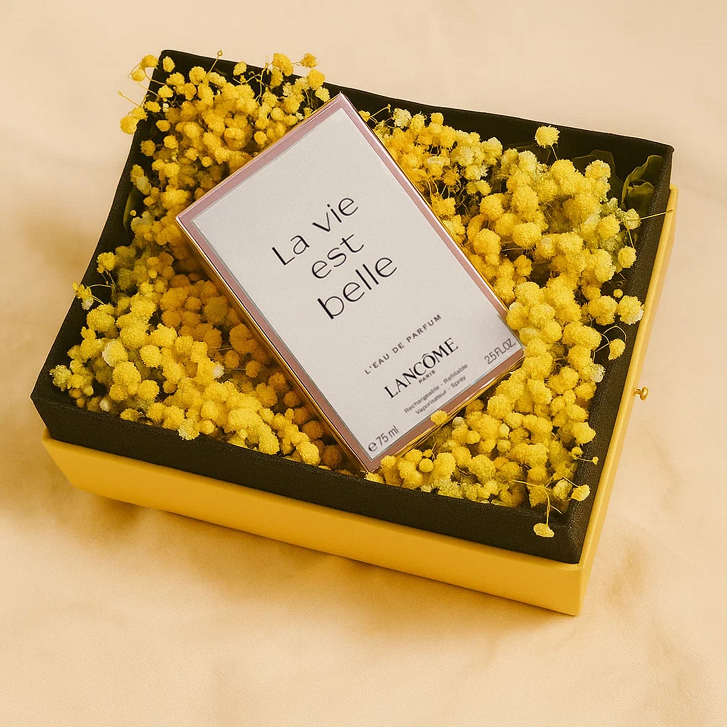 عطر لا في إيه بيل للنساء و باقة ورد