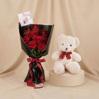 بوكيه الفالنتاين الأحمر مع دبدوب