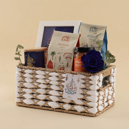 Luxury Ramadan Kaju Basket with Forever Rose