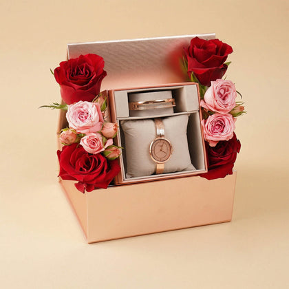 هدية عيد الحب نسائية مذهلة | طقم تيتان و بوكس ورد