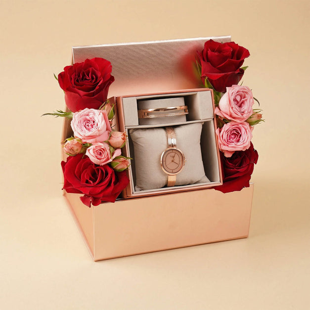 هدية عيد الحب نسائية مذهلة | طقم تيتان و بوكس ورد