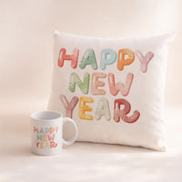 طقم وسادة وكوب رأس السنة