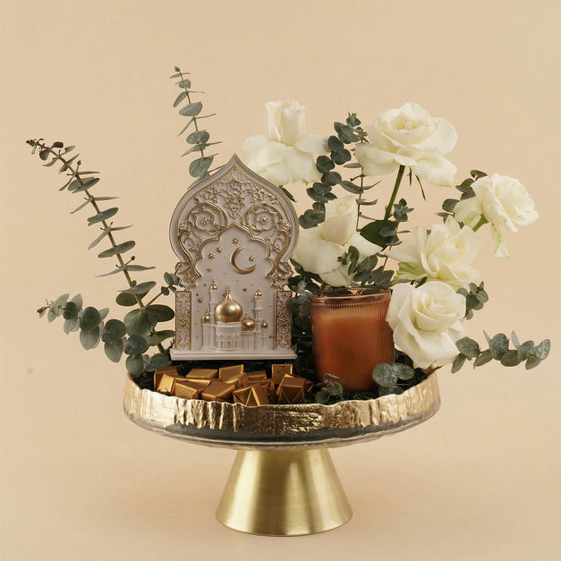 Ramadan Golden Rose Stand with Chocolate