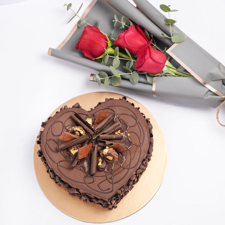Red Roses Bouquet n Chocolate Cake Combo