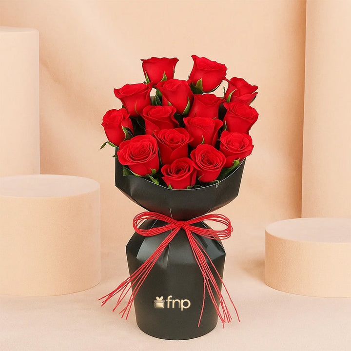 Romantic Red Roses Sleeve Bouquet | 15 Roses