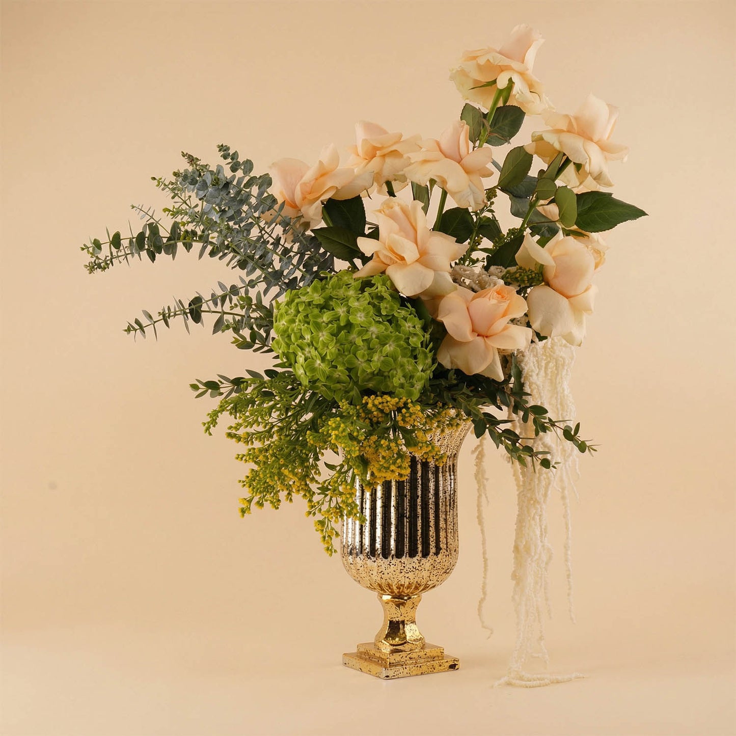 Royal Peach Elegance Rose Vase