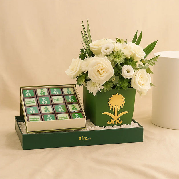 بوكس ورد و شوكولاتة اليوم الوطني