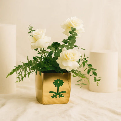 Saudia White Roses Vase