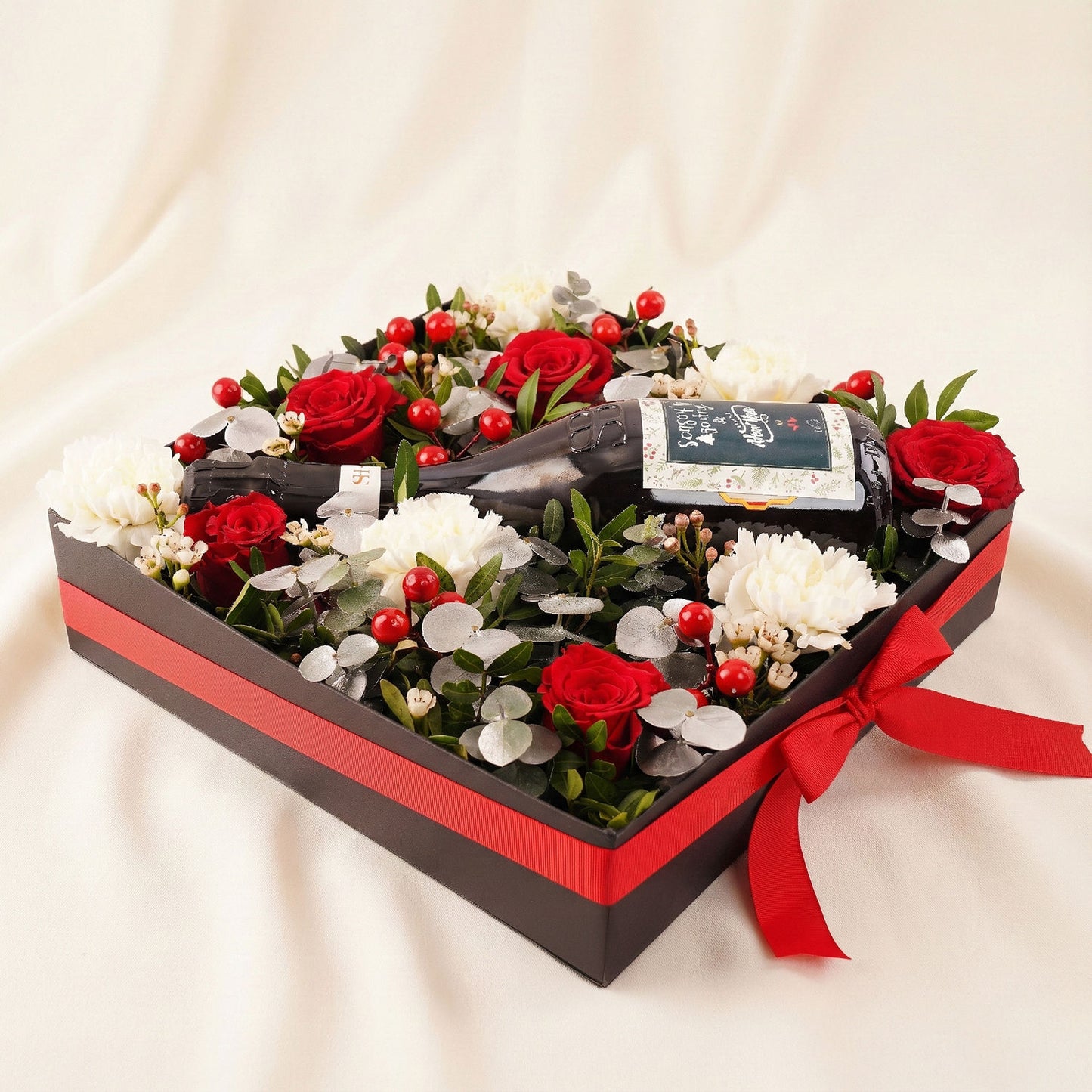 سلة ورد وهدايا أمنيات العام