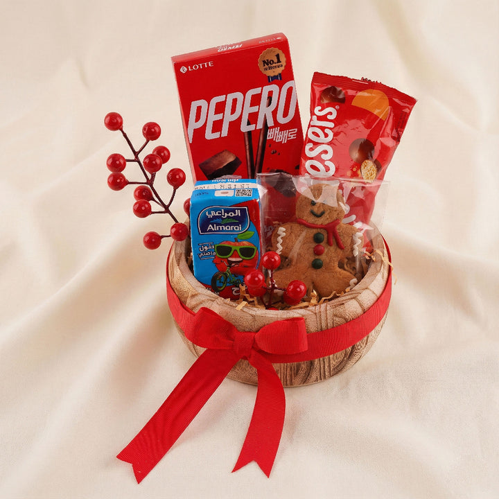 سلة هدايا أطفال سناكات مسلية