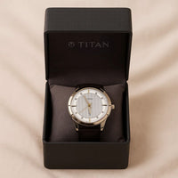 Titan Off-White Dial Men's Watch n Flower Bouquet 
