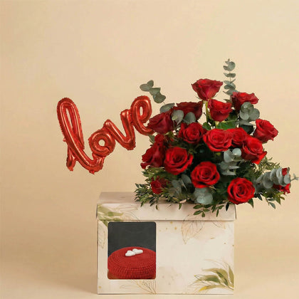 بوكس الحب | شوكليت كيك مع ورد الفالنتاين