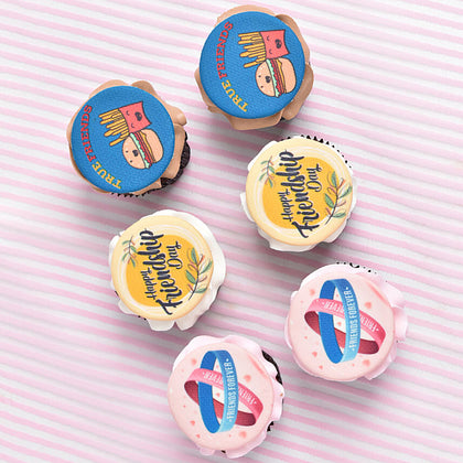 كب كيك يوم الصداقة _ 6 قطع