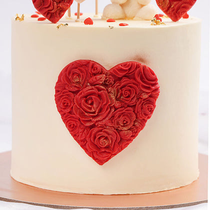 Sweet Bear Love Cake