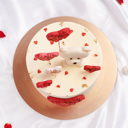 Sweet Bear Love Cake